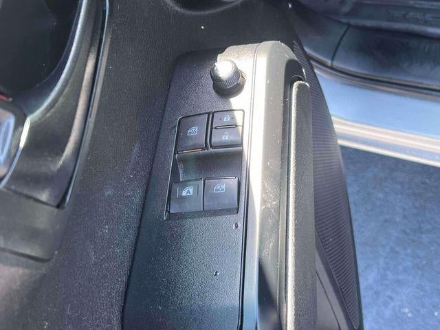2022 Toyota Tacoma 4WD 4WD SR Access Cab 6' Bed I4 AT (SE)