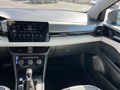 2025 Volkswagen Taos S 4MOTION