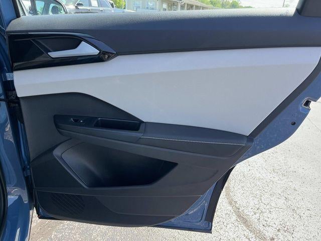 2025 Volkswagen Taos S 4MOTION