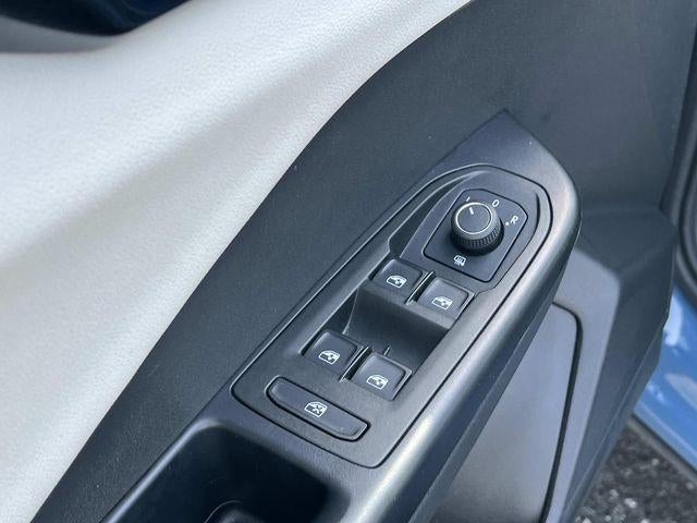 2025 Volkswagen Taos S 4MOTION
