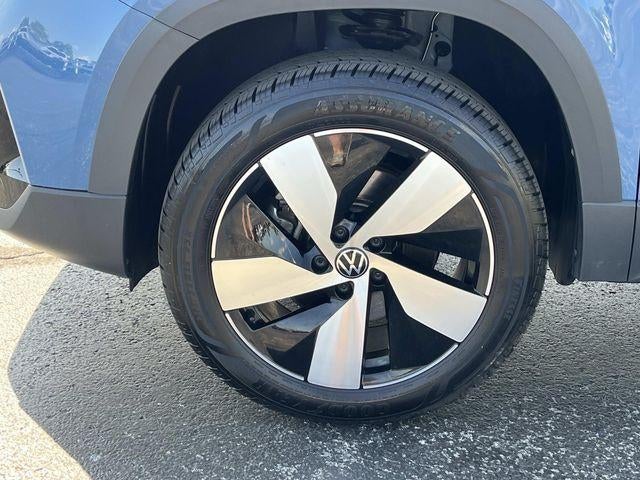 2025 Volkswagen Taos S 4MOTION