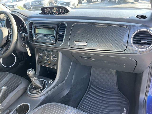 2014 Volkswagen Beetle 2dr Man 2.0T Turbo R-Line PZEV