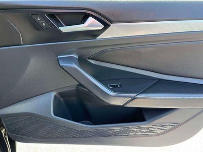 2024 Volkswagen Jetta SE Auto