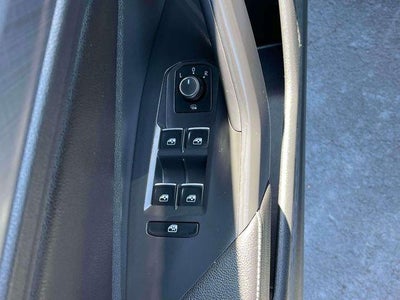 2024 Volkswagen Jetta SE Auto