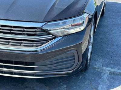 2024 Volkswagen Jetta SE Auto