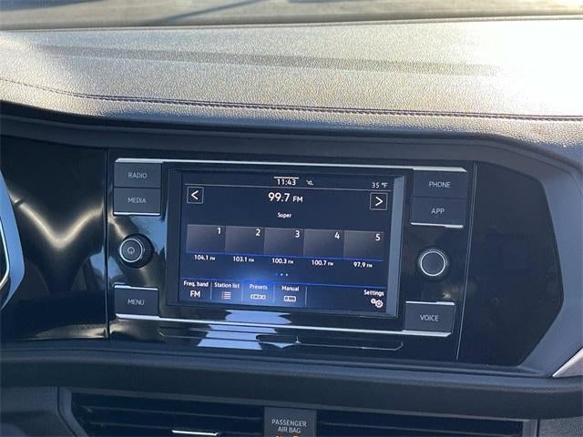 2024 Volkswagen Jetta SE Auto