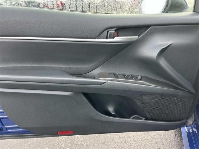 2024 Toyota Camry LE Auto (SE)