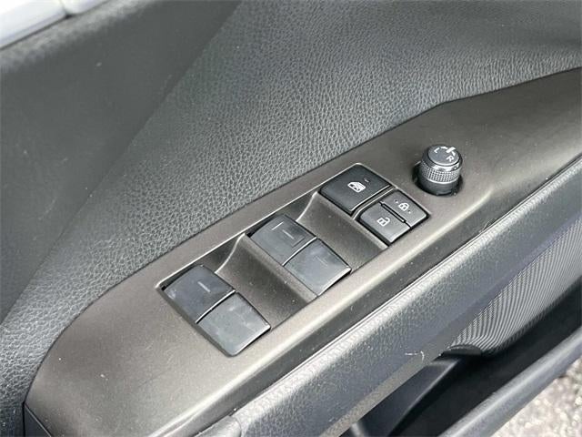 2024 Toyota Camry LE Auto (SE)