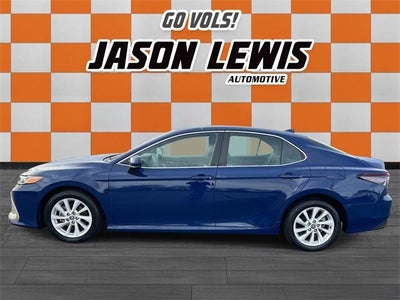 2024 Toyota Camry LE Auto (SE)
