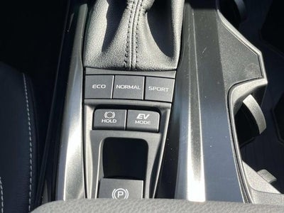 2025 Toyota Camry SE (SE)