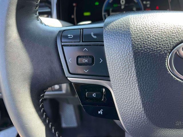 2025 Toyota Camry SE (SE)