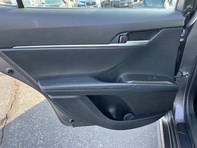 2024 Toyota Camry SE Auto (SE)