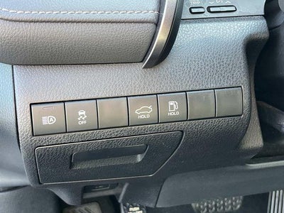2024 Toyota Camry SE Auto (SE)