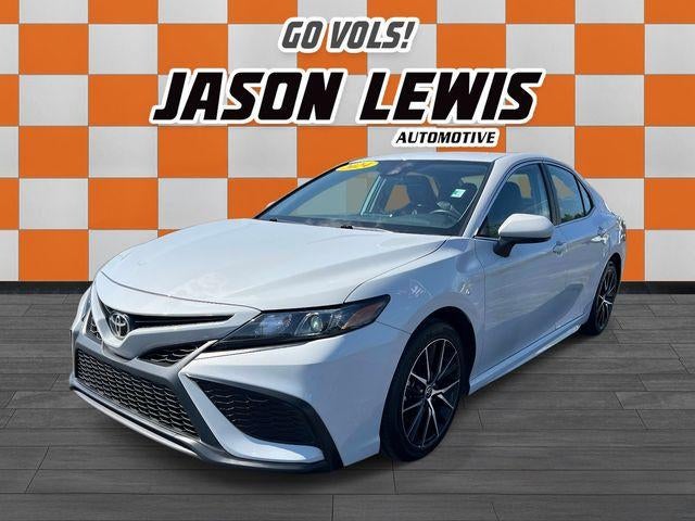 2024 Toyota Camry SE Auto (SE)