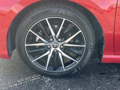 2024 Toyota Camry SE Auto (SE)