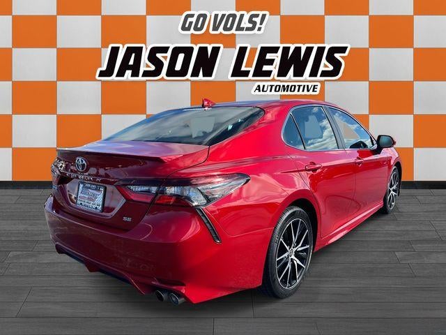 2024 Toyota Camry SE Auto (SE)