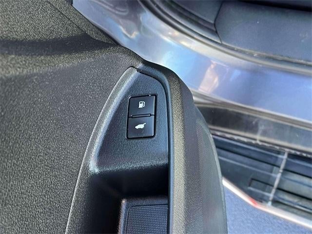 2016 Honda Pilot 2WD Touring with DVD Rear Entertainment System and Navigation