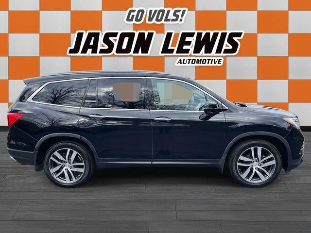 2016 Honda Pilot 2WD Touring with DVD Rear Entertainment System and Navigation