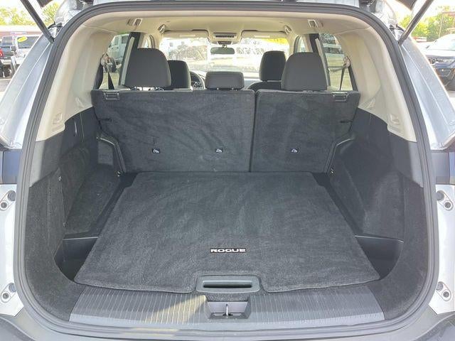 2023 Nissan Rogue FWD SV *Ltd Avail*