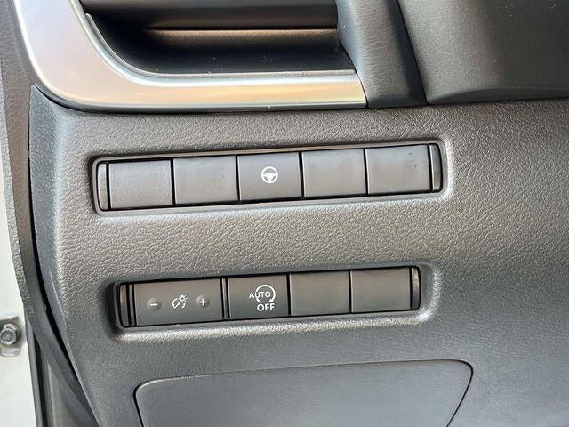 2023 Nissan Rogue FWD SV *Ltd Avail*