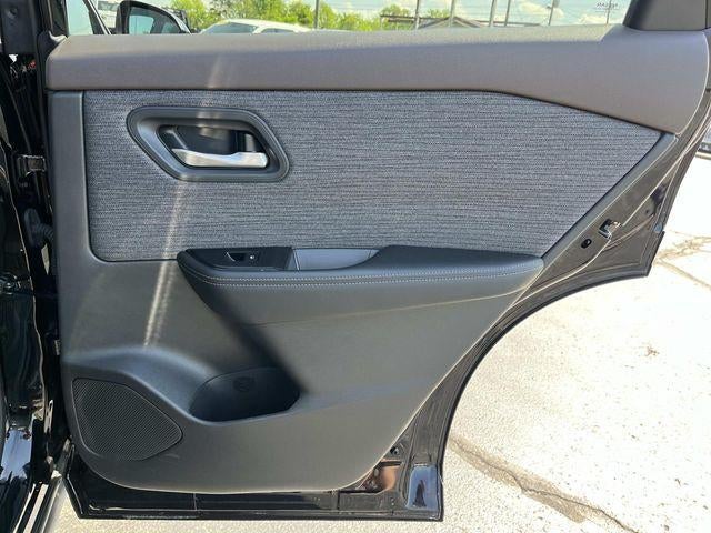 2023 Nissan Rogue FWD SV *Ltd Avail*