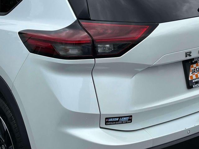 2024 Nissan Rogue AWD SV