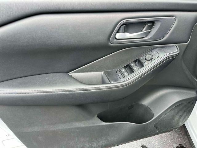 2024 Nissan Rogue AWD SV