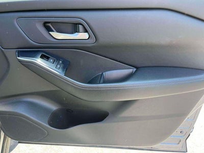 2024 Nissan Rogue AWD SV