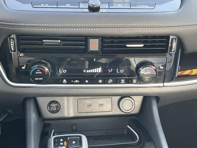 2026 Nissan Rogue AWD SL *Ltd Avail*