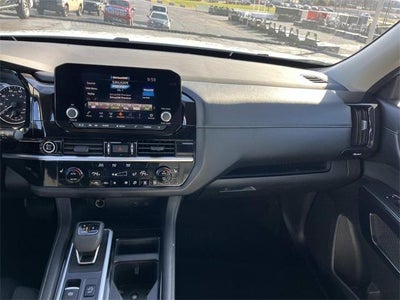 2024 Nissan Pathfinder SV 2WD