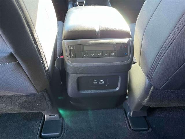 2025 Nissan Pathfinder SV 2WD