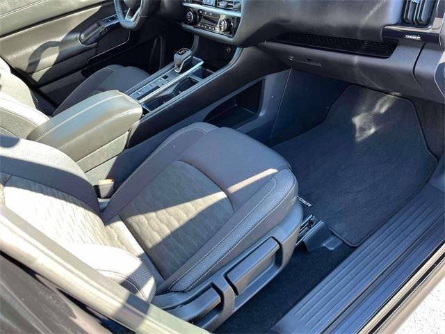 2025 Nissan Pathfinder SV 2WD