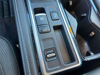 2025 Nissan Pathfinder SV 2WD