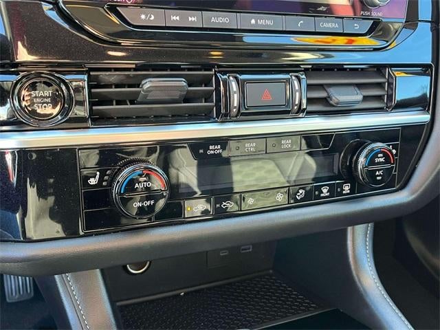 2025 Nissan Pathfinder SV 2WD