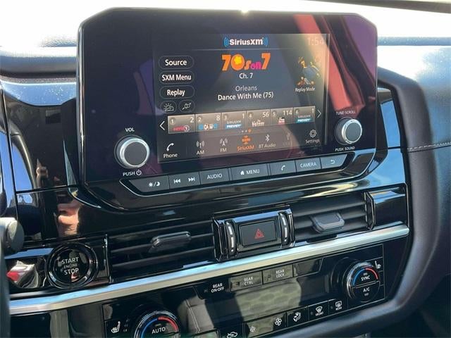 2025 Nissan Pathfinder SV 2WD