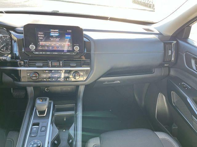 2025 Nissan Pathfinder SV 4WD