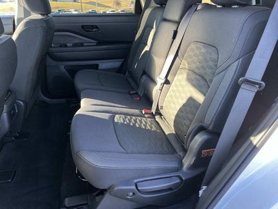 2025 Nissan Pathfinder SV 4WD