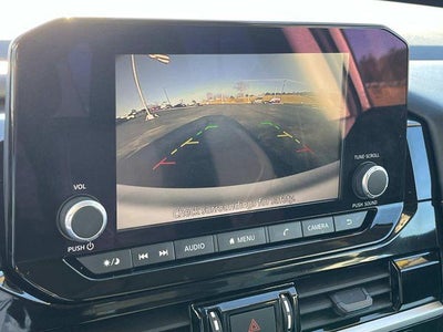 2025 Nissan Pathfinder SV 4WD