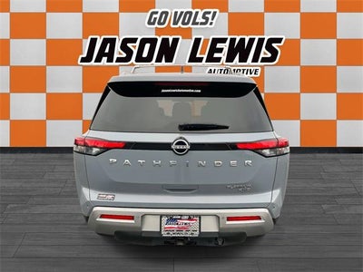 2022 Nissan Pathfinder Platinum 4WD