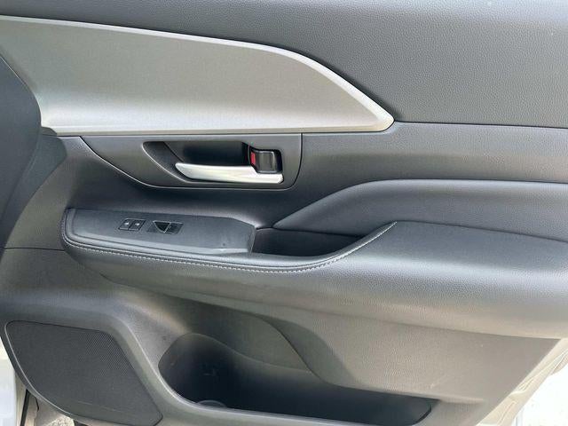 2025 Toyota Grand Highlander XLE AWD (Natl)