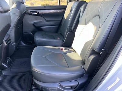 2021 Toyota Highlander Hybrid Platinum AWD (Natl)