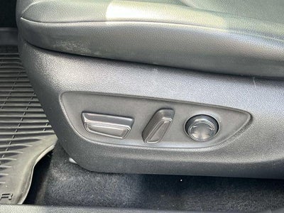 2022 Toyota Highlander XLE FWD (Natl)