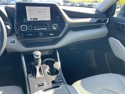 2023 Toyota Highlander L FWD (Natl)