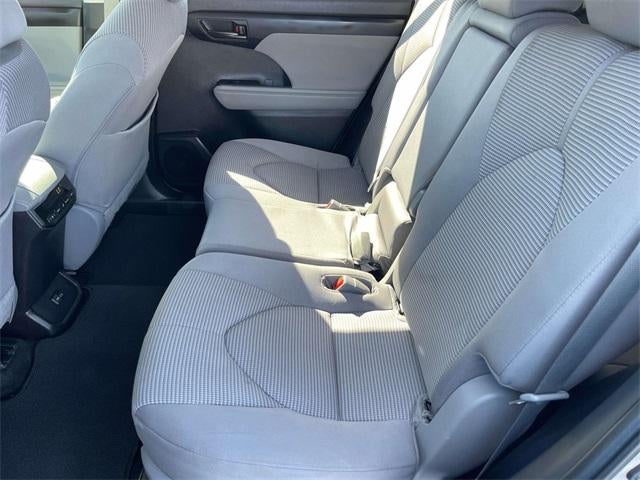2023 Toyota Highlander L FWD (Natl)