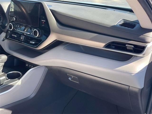 2023 Toyota Highlander L FWD (Natl)