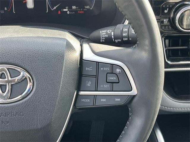 2023 Toyota Highlander Platinum AWD (Natl)