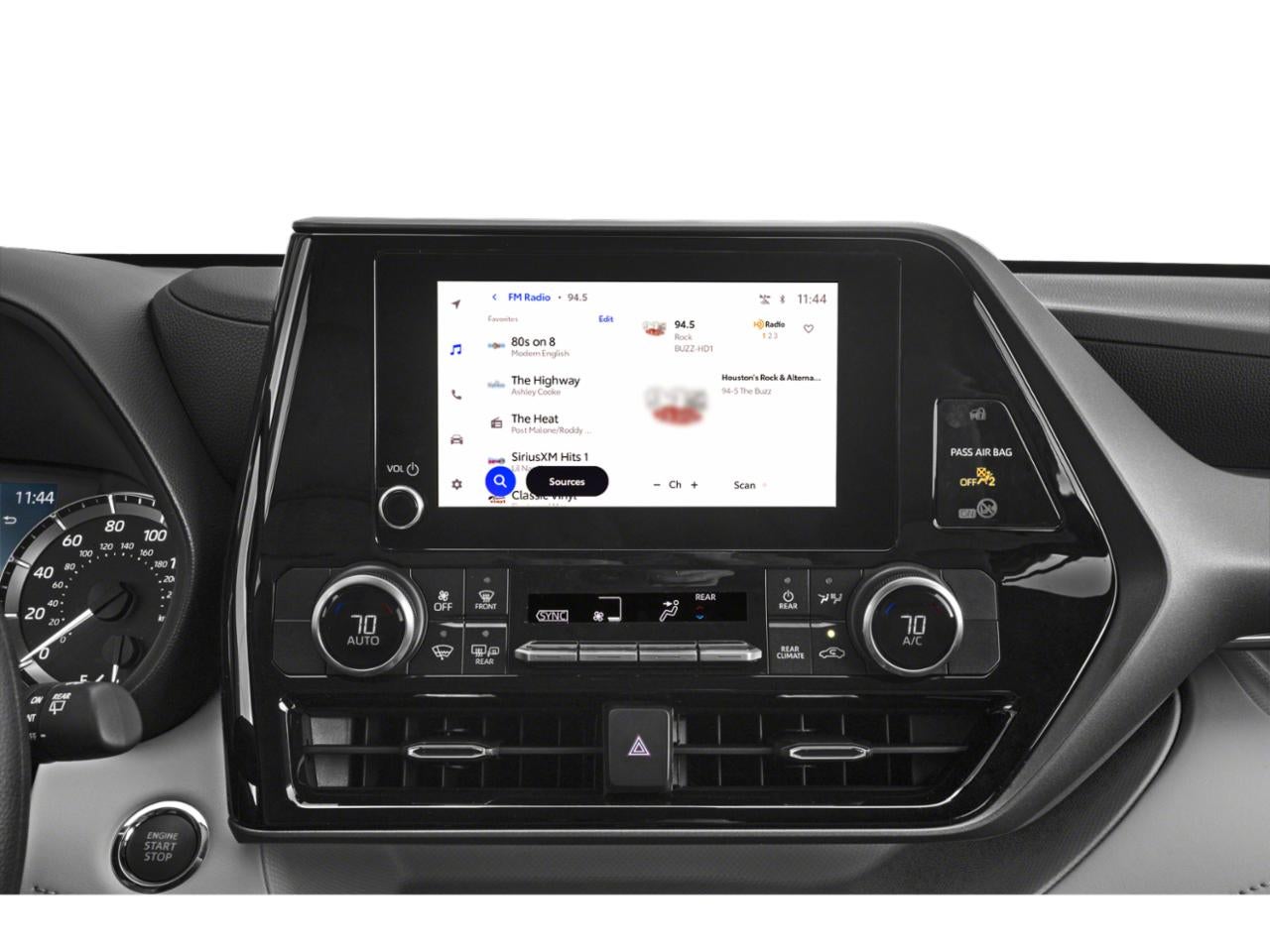 2025 Toyota Highlander LE AWD (SE)