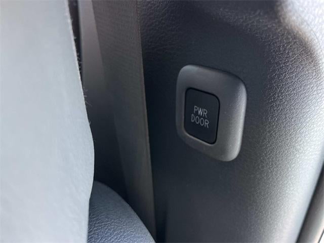 2024 Toyota Sienna XLE FWD 7-Passenger (Natl)