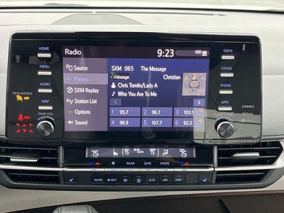 2023 Toyota Sienna XLE FWD 8-Passenger (Natl)