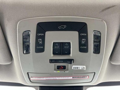 2023 Toyota Sienna XLE FWD 8-Passenger (Natl)